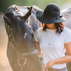 Meet your Posher, Dawn